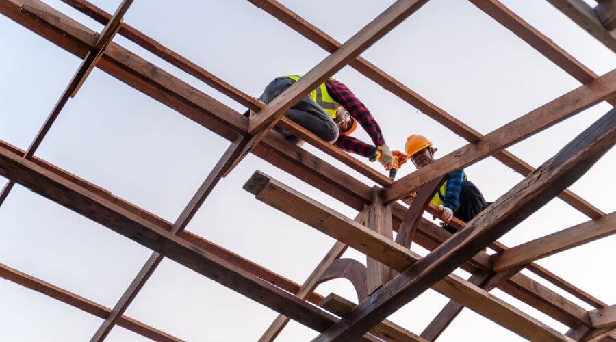 Professional gutter cleaning services in Bodfish, CA